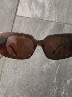 Eleventh Hour Women’s Brown Rectangular Sunglasses - Sleek Everyday Style